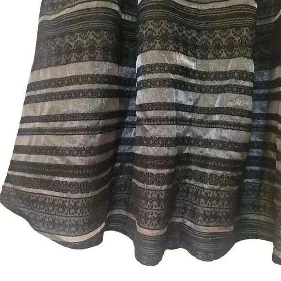 JOA Los Angeles Women's Black Striped Flocking Lined Full Skirt w Netting - Picture 7 of 9